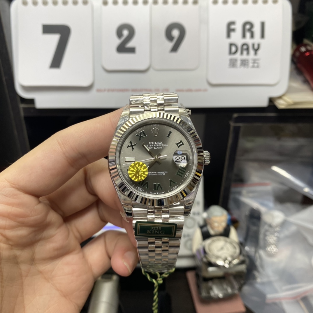 Rolex Datejust Series m126334-0022, Grey Dial with Green Roman Numerals Five-Link Stainless Steel Bracele, 41mm Size.