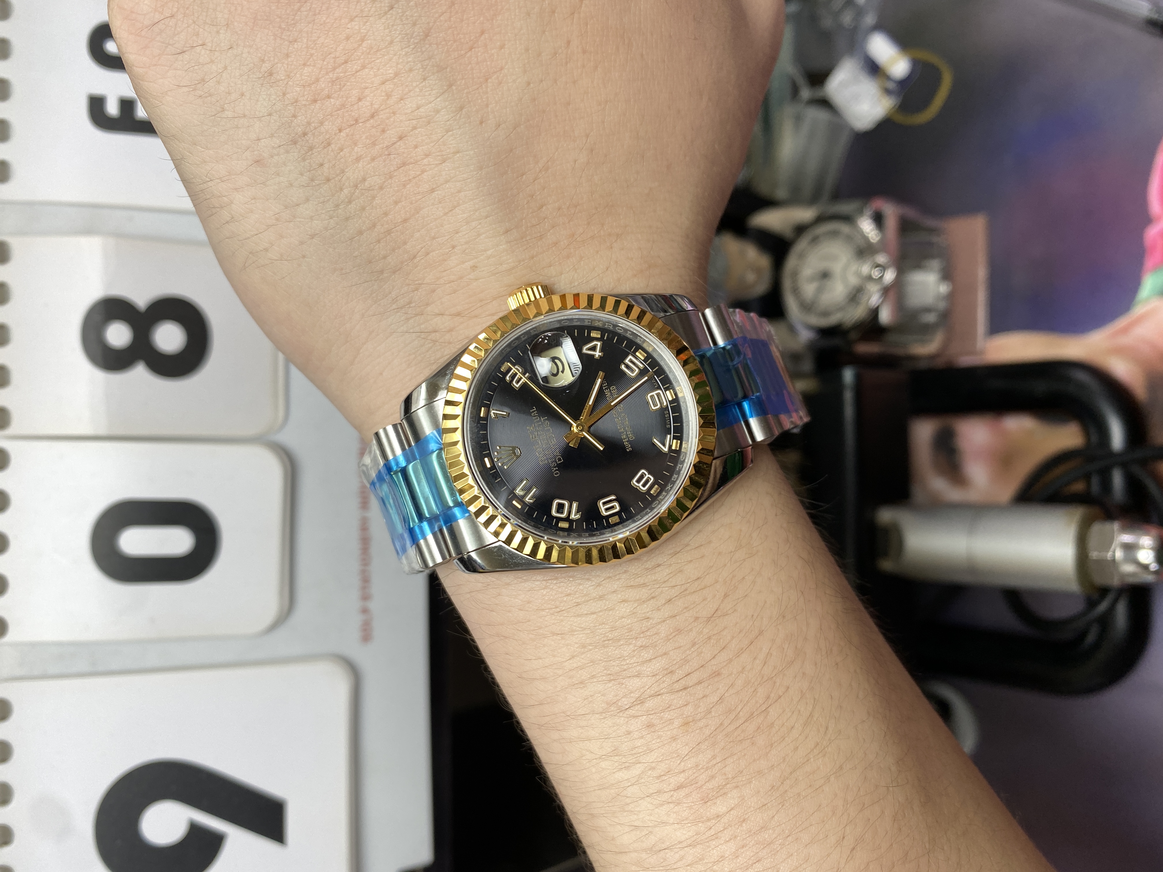 Rolex Datejust Series Watch Model 116333-72213 41mm